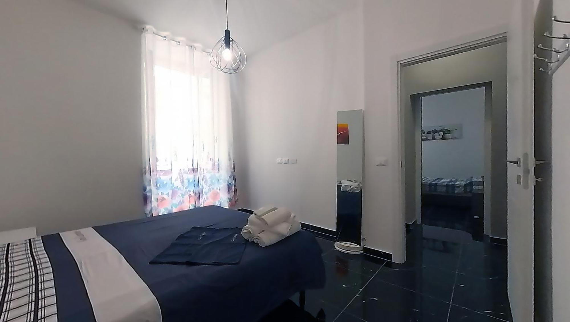 Tra Centro E Mare - Intero Appartamento Con Parcheggio سافونا المظهر الخارجي الصورة